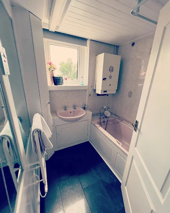 Maisonette Brecon Court Eltham Apartment