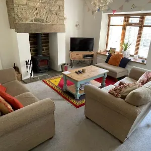 https://wuthering-cottage-central-stylish-cosy-comfy.yorkshirehotels.net